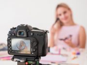 Jeder zweite Jugendliche hört auf Influencer Influencer