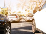 Onlinehandel verstopft Innenstädte Stau wegen Onlinehandel